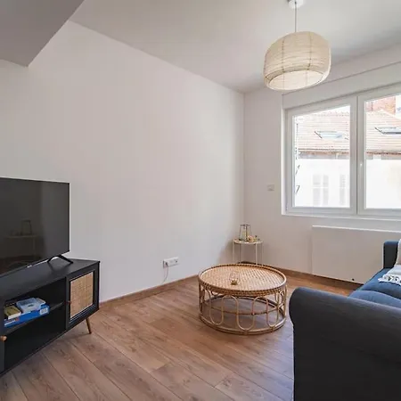 Balthazar Fauvette, Bel Hyper Centre Эперне