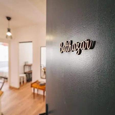 Balthazar Fauvette, Bel Hyper Centre Apartament *